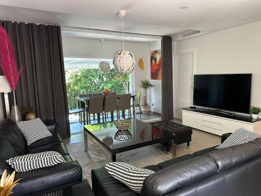 Apartamento Casa Frida Puerto Banus And Private Parking Rdr337 Marbella Exterior foto